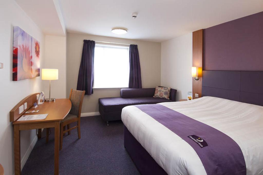 Premier Inn Birmingham City - Waterloo St Habitación foto